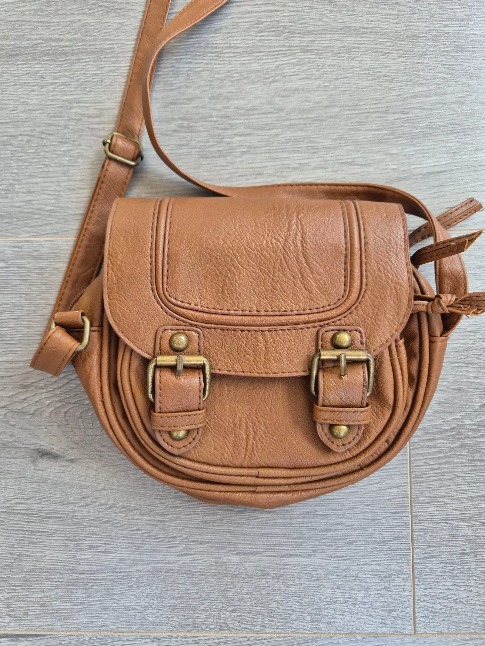 Atmosphere Cognac Bruine Schoudertas / Crossbody Tas met Gespen – photo 2